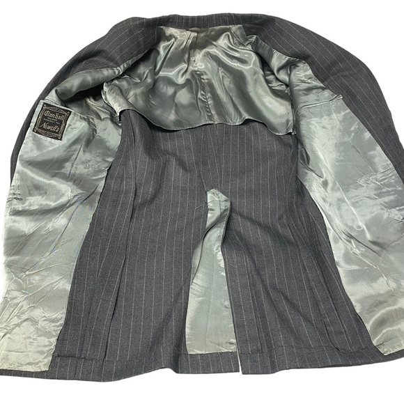 CLAN Hall Nowell gray mens blazer sports coat. - Picture 9 of 11
